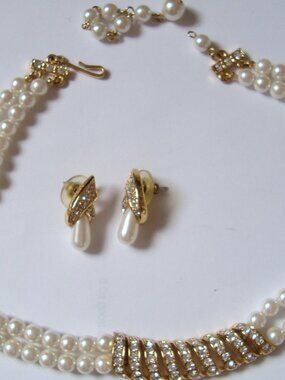 FASHON JEWELRY SET NECKECT AND EARING